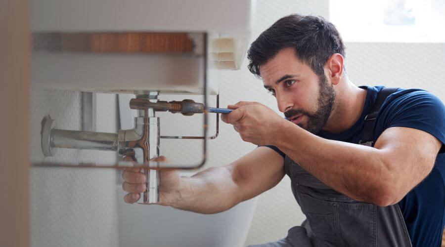 Water heater thermostat replacement in Mongo, IN